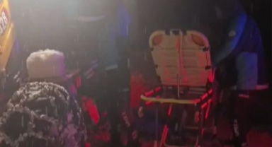 Karla Kapanan Yol Açıldı, Zehirlenen Vatandaş Kurtarıldı