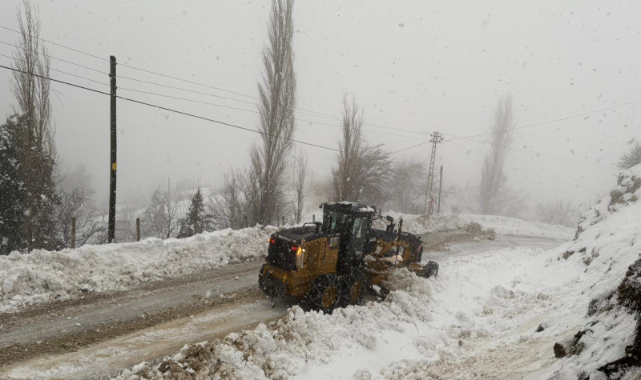 Onikişubat Belediyesi’nden Kırsalda Kesintisiz Ulaşım İçin 7/24 Karla Mücadele