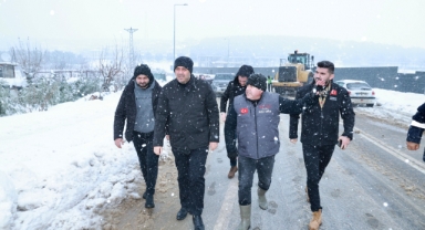 Onikişubat’ta Kar Mesaisi: Tüm Ekipler Sahada, Çalışmalar Aralıksız Sürüyor