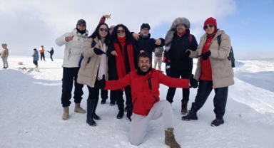 Tatille Birlikte Kayak Merkezlerinde Yoğunluk: Yedikuyular'da Kar Keyfi