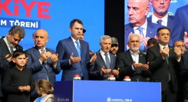 Bakan Kurum'dan CHP Genel Başkanı Özel'e Tepki: 