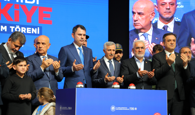 Bakan Kurum'dan CHP Genel Başkanı Özel'e Tepki: 