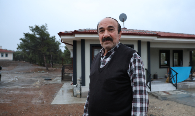 Cumhurbaşkanı Erdoğan'ın Açıkladığı Ödeme Kolaylığı, Köy Evlerine Taşınan Depremzedeleri de Sevindirdi