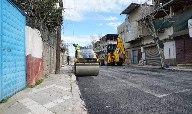 Dulkadiroğlu’nda Yollar Yenileniyor