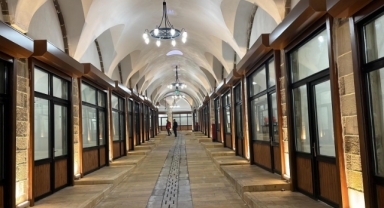 Kahramanmaraş'ta 526 Yıllık Tarihi Çarşı'da 140 İş Yerinin Restorasyonu Tamamlandı