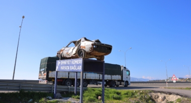 Kahramanmaraş’ta Kaza Yapmış Araçlarla Trafik Farkındalığı Oluşturuluyor