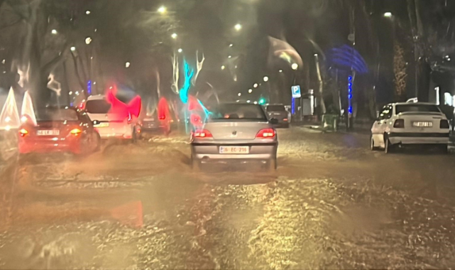 Kahramanmaraş'ta Sağanak Taşkınlara Neden Oldu