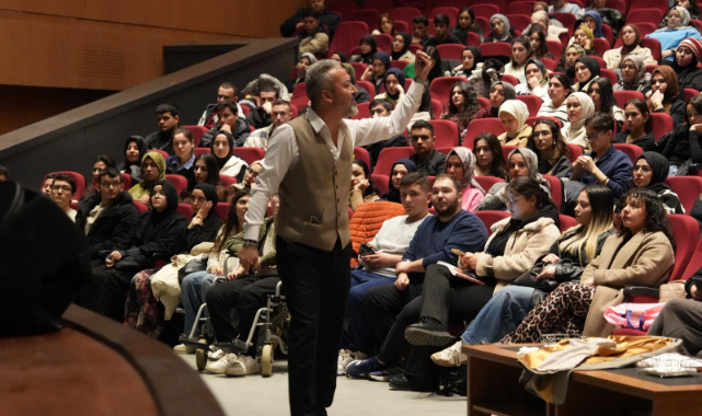 Onikişubat Belediyesi’nin YKS ve KPSS Kazandıran Taktikler Kampı Yoğun İlgi Gördü