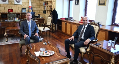 Afşin Belediye Başkanı Koray Kıraç, KSÜ Rektörü Prof. Dr. İbrahim Taner Okumuş’u Ziyaret Etti