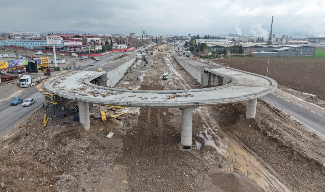 Çevre Yolu’nda Ulaşımı RahatlatacakKavşak Hızla Yükseliyor