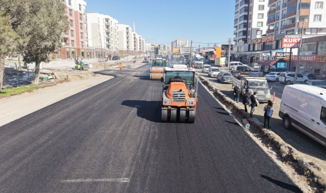 Kahramanmaraş Doğukent Karayolu Yenileniyor