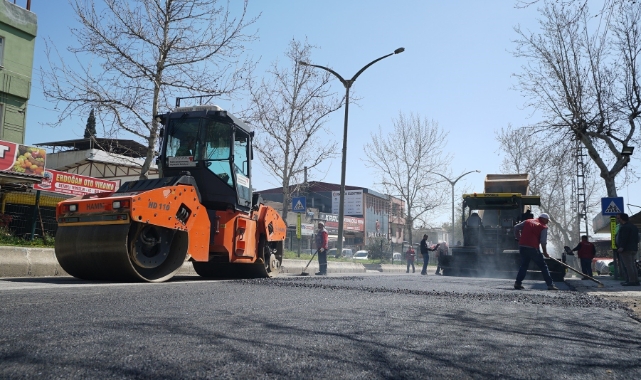 Kahramanmaraş'ta Asfalt Mesaisi Sürüyor