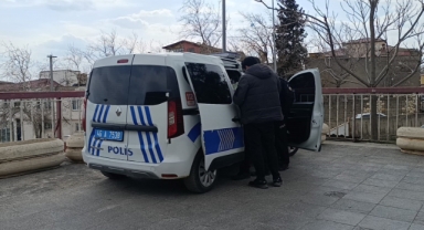 Kahramanmaraş'ta 'Bir Dal Sigara' Tartışması Bıçaklı Kavgaya Dönüştü: 1 Yaralı