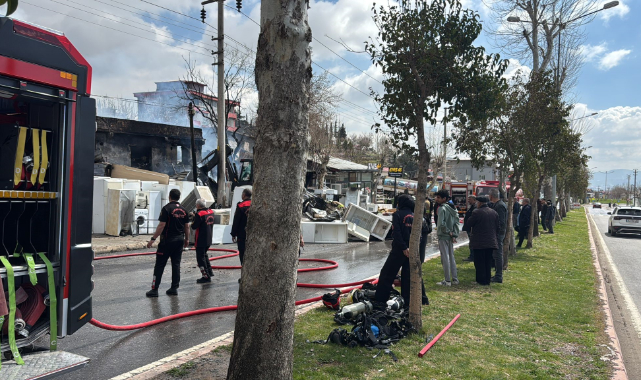 Kahramanmaraş'ta İş Yeri Yangını