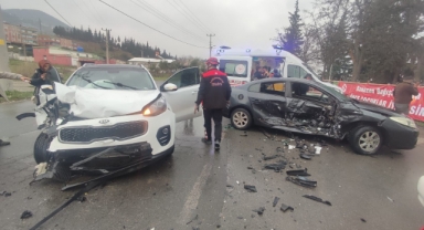 Kahramanmaraş'ta Trafik Kazaları: 6 Yaralı
