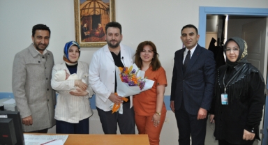 11 Yıldır Hasret Çeken Çift, Abdominal Serklaj Ameliyatının Ardından Bebeklerine Kavuştu