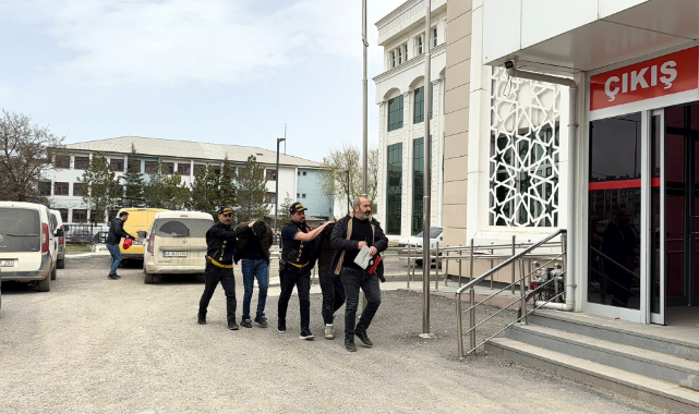 Kahramanmaraş'ta 2,1 Milyonluk Vurgun Yapan Sahte Polisler Yakalandı