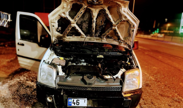 Kahramanmaraş’ta İki Farklı Noktada Araç Yangını Söndürüldü