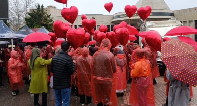Kahramanmaraş’ta Kalp Balonlarıyla Otizme Dikkat Çekildi
