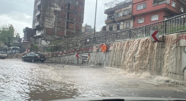 Kahramanmaraş'ta Sağanak Etkili Oldu