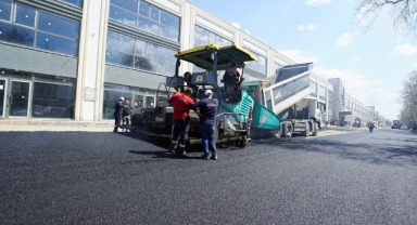 Kahramanmaraş'ta Yapımı Tamamlanan Toptancılar Sitesi Yoluna Asfalt