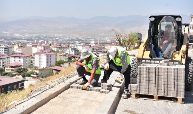 Ballıca Mahallesi’nde Kilit Parke Kaldırım ve Merdiven Çalışmaları Tamamlandı