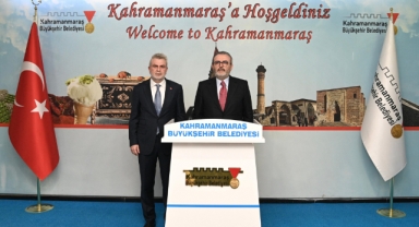 Başkan Görgel, AK Parti MKYK Üyesi Mahir Ünal’ı Makamında Ağırladı