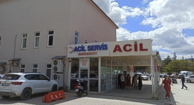 Polis Memuru Eşini Ayaklarından Vurdu