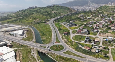 Sümbüllü Caddesi Çift Yönlü Olarak Trafiğe Kapatıldı!