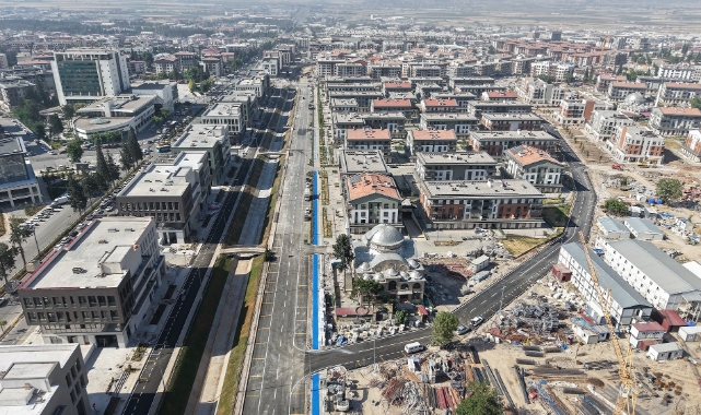 Kahramanmaraş'ın Azerbaycan Mahallesi Asfaltlanıyor