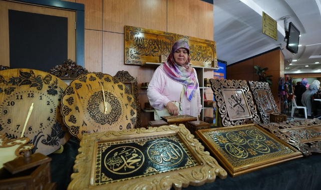 KAMEK’in El Emeği Göz Nuru Eserleri Yıl Sonu Sergisinde Görücüye Çıktı