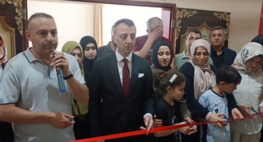 Okula Silahlı Saldırıda Hayatını Kaybeden Kerem Erdem Güngör'ün Adı Konferans Salonunda Yaşatıldı
