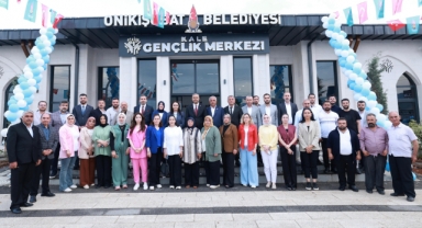 Onikişubat Belediyesi’nin Kale Gençlik Merkezi Yoğun Katılımla Hizmete Açıldı
