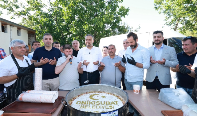 Başkan Toptaş, Dönüklü Mahallesi Sakinleriyle Aşure Sofrasında Buluştu