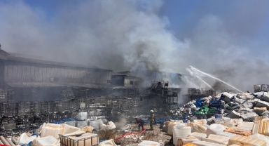 Kahramanmaraş’ta İş Yeri Yangını Söndürüldü