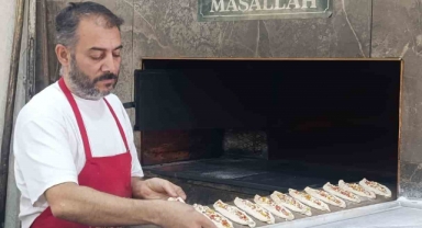 Kavurucu Sıcakta Ekmek Mesaisi