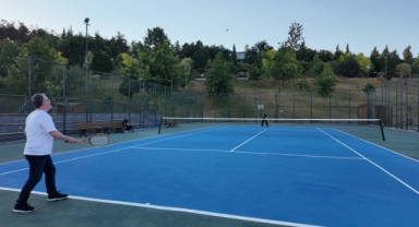 Ödüllü Tenis Turnuvasına Başvurular Başladı
