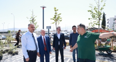 Başkan Toptaş, Mahallelerin Yaşam Kalitesini Artıran Parkları Ziyaret Etti
