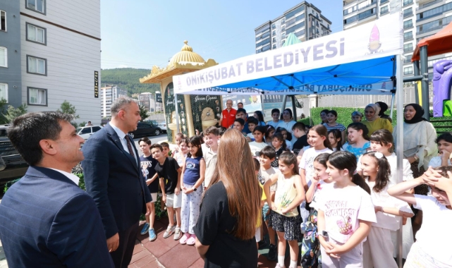 Başkan Toptaş, Minik Öğrencilerin Davetine Kayıtsız Kalmadı