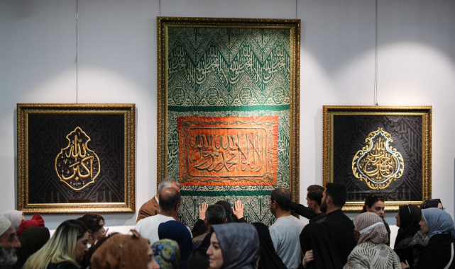 Başkan Toptaş’tan Mevlid Kandili’nde Kabe Örtüleri ve Mukaddes Emanetler Sergisi Müjdesi