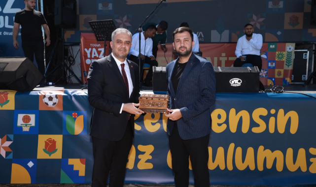 Celal Karatüre’nin Sahne Aldığı TÜGVA Yaz Okulları, Kapanış Programı İle Sona Erdi