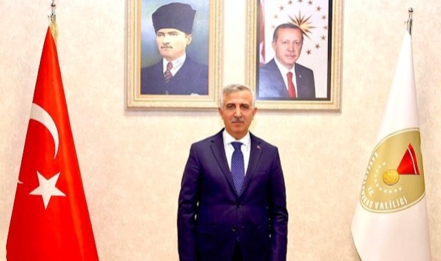 Vali Ünlüer: “30 Ağustos, Milletimizin Kararlılığını Dünyaya İlan Ettiği Gündür”