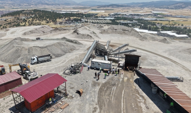 Kahramanmaraş'ta 200 Bin Metreküp Enkaz Ekonomiye Kazandırıldı