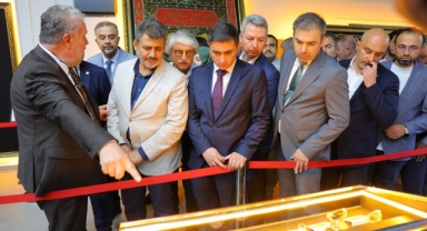 Kahramanmaraşlılar Kutsal Emanetleri Görmek İçin Birbiriyle Yarıştı