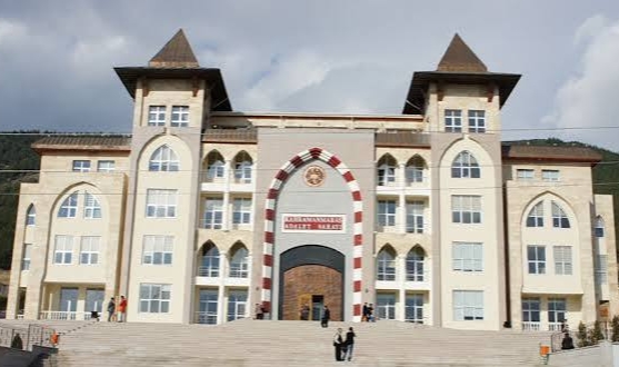 Okul Saldırısı Davasına Bakan Mahkeme Başkanı Ve Hakimin Görev Yeri Değiştirildiği İddiası