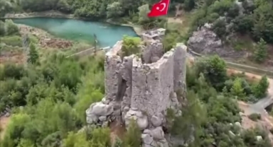 Asırlara Meydan Okuyan Sessiz Tanık: 16 Asırlık Haştırın Kalesi Geçmişin İzlerini Günümüze Taşıyor