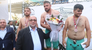 Bertiz’de Er Meydani Şenlendi: 15. Geleneksel Baydemirli Güreş Festivali’ne Yoğun, İlgi