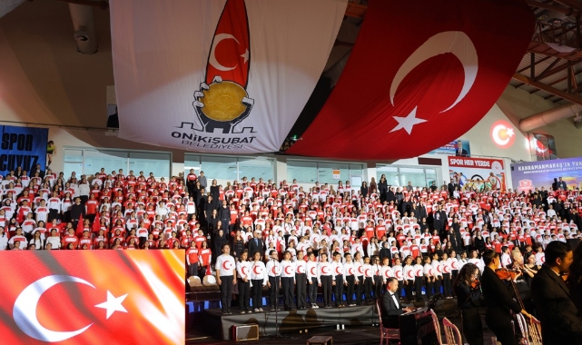 Kahramanmaraş'ta Bin 300 Öğrenci Cumhuriyet İçin Aynı Sahnede Buluştu