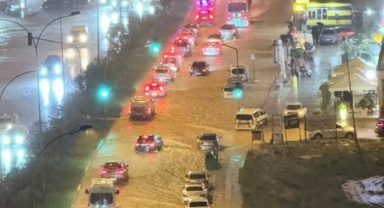 Kahramanmaraş'ta Sağanak Bazı Yolları Göle Çevirdi