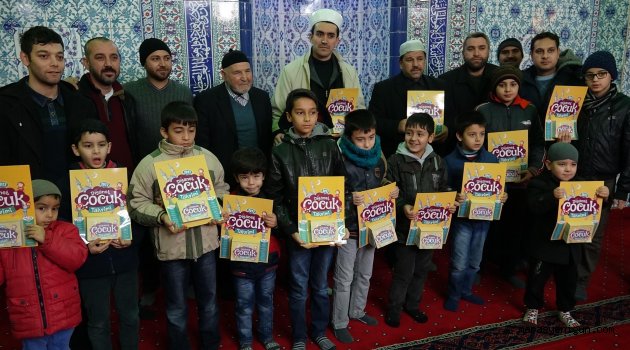 60 Haftadır Farklı Camilerde Sabah Namazında Buluşuyorlar